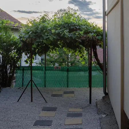 Heart And View Of Old Town Apartment